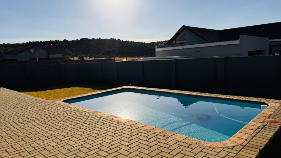 3 Bedroom Property for Sale in Somerton Estate Free State